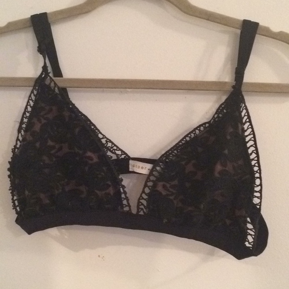 Black and pink bralet